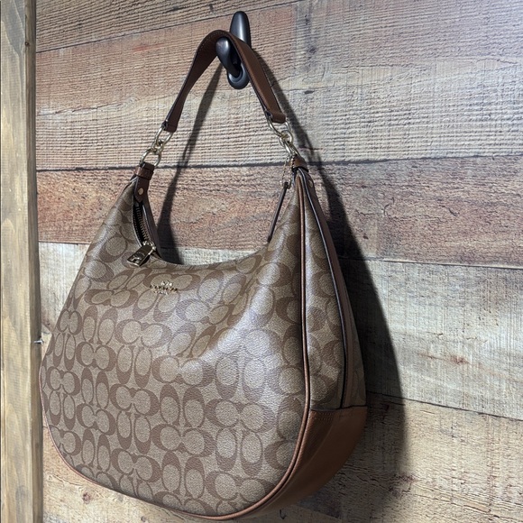 Coach Harley Hobo Tan signature C Shoulder Saddle Bag purse tote - Picture 2 of 16